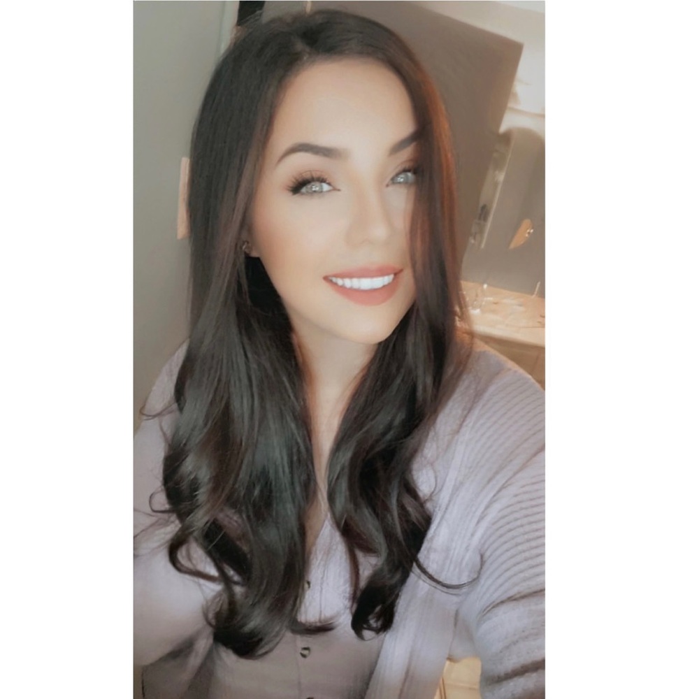 Meet your Posher, Brandi